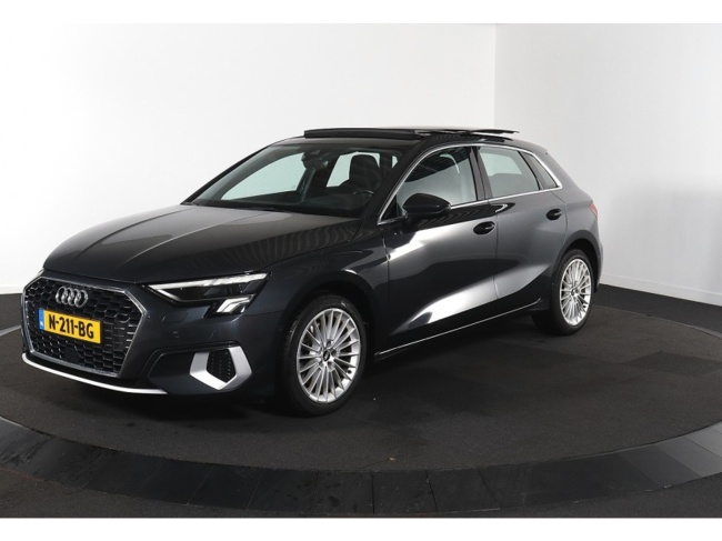 Audi A3 - Sportback 35 TFSI Business edition Pano