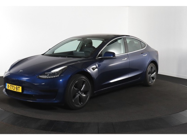 Tesla Model 3 - Standard RWD Plus 60 kWh