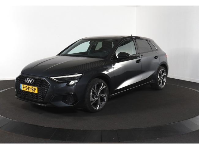 Audi A3 - Sportback 30 TFSI Advanced edition