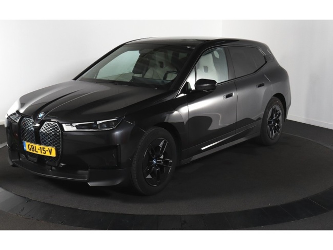 BMW iX - xDrive40 Executive 77 kWh
