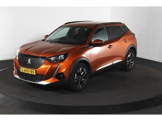 Peugeot 2008 - 1.2 PureTech Allure Pack