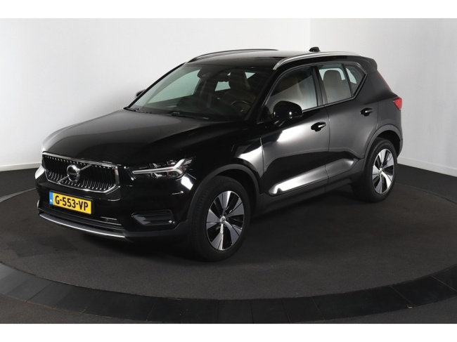 Volvo XC40 - 1.5 T3 Momentum Pro