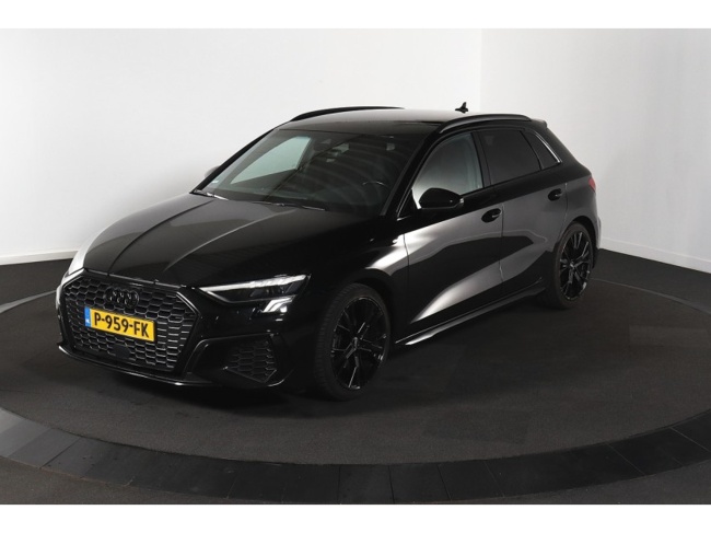 Audi A3 - Sportback 35 TFSI S edition