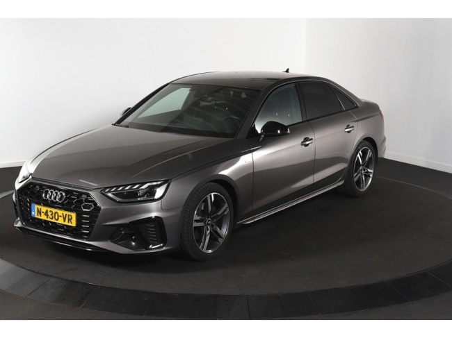 Audi A4 - 35 TFSI S edition Competition