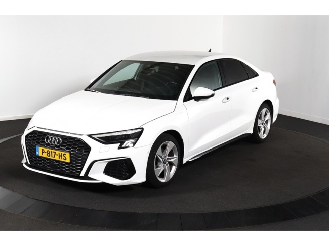 Audi A3 - Limousine 30 TFSI S edition