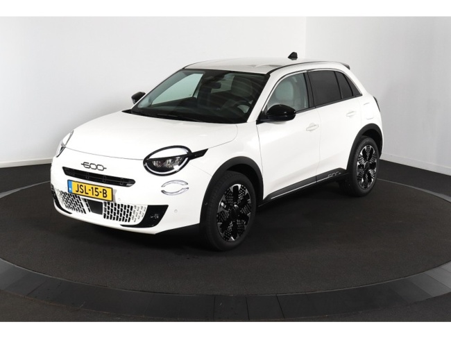 Fiat 600 - 1.2 Hybrid La Prima