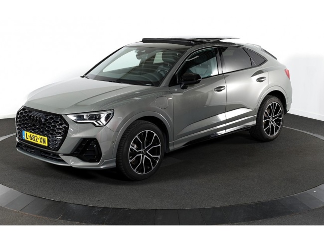 Audi Q3 - Sportback 45 TFSI e S Edition