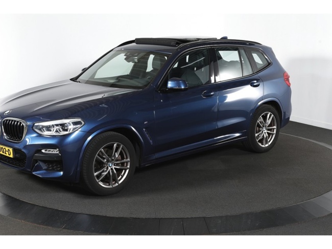 BMW X3 - xDrive20i High Executive