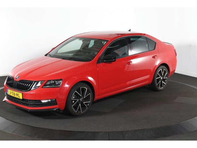 Škoda Octavia - 1.5 TSI Greentech Sport Business aut