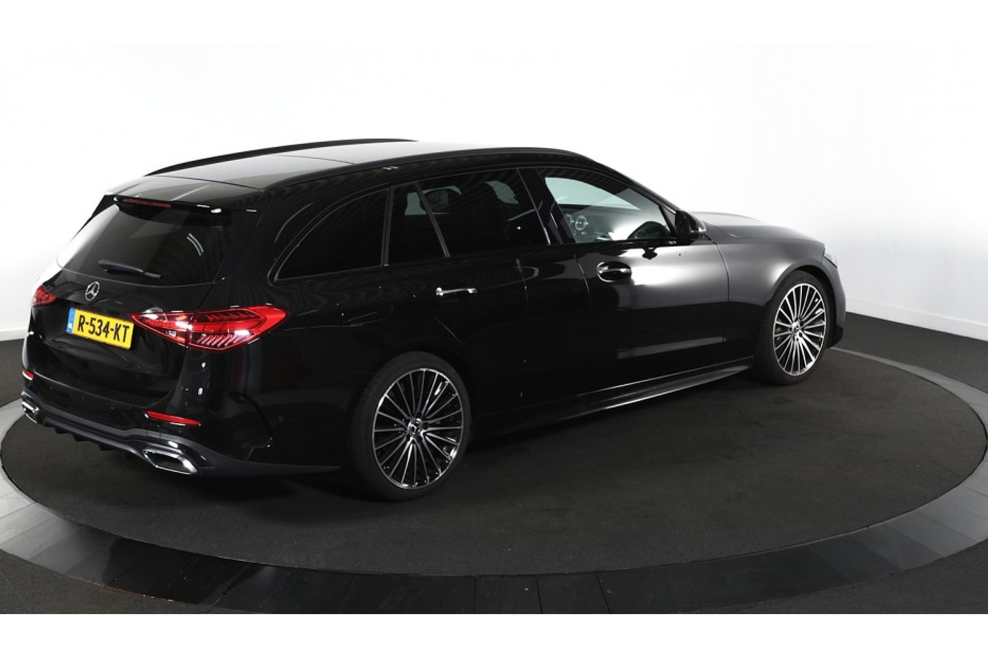 Mercedes-Benz C-Klasse - 200 Launch Edition AMG Line | Snijders & van Dijk