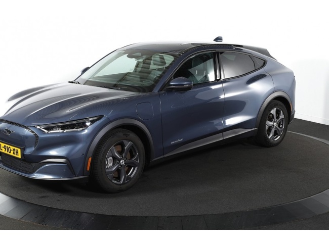 Ford Mustang - RWD 75 kWh