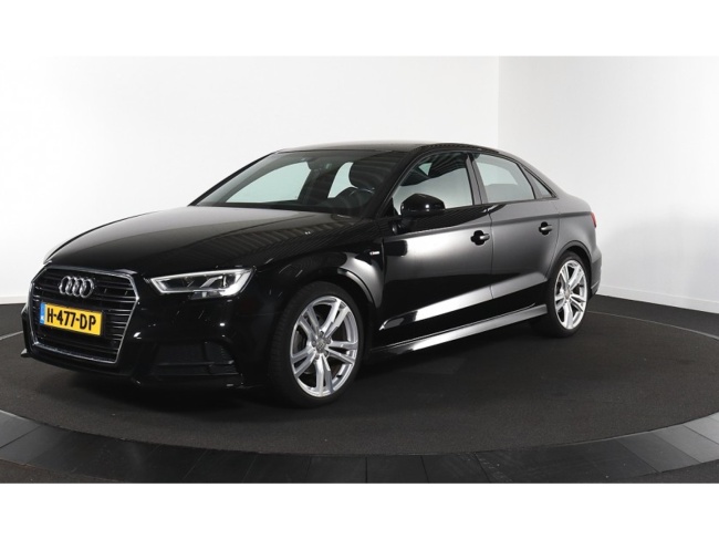 Audi A3 - Limousine 35 TFSI CoD Advance Sport