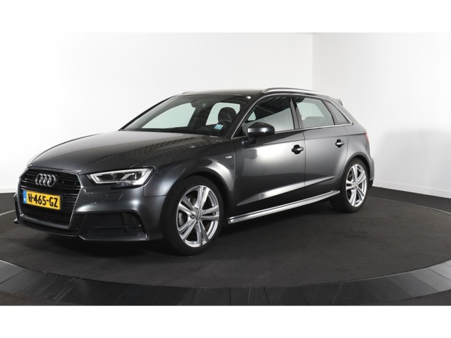 Audi A3 - Sportback 30 TFSI Sport S Line Edition